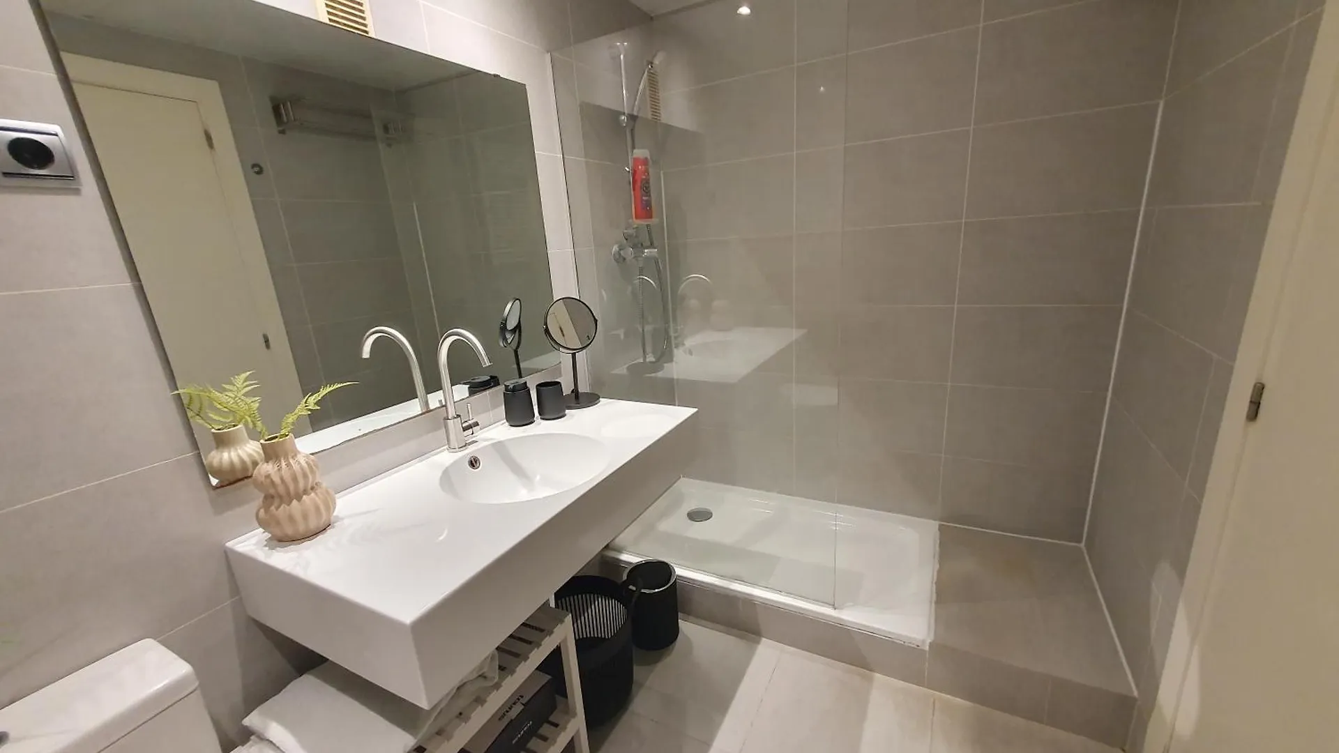 Modern Apartment In Diagonal Mar Barcelona